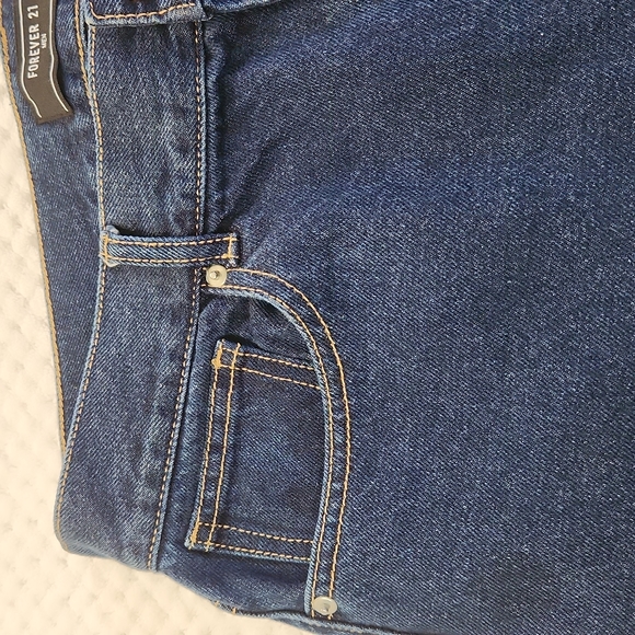 FOREVER 21 MENS JEANS SIZE 32×32 WASHED DISTRESSED DARK BLUE DENIM - Picture 5 of 9